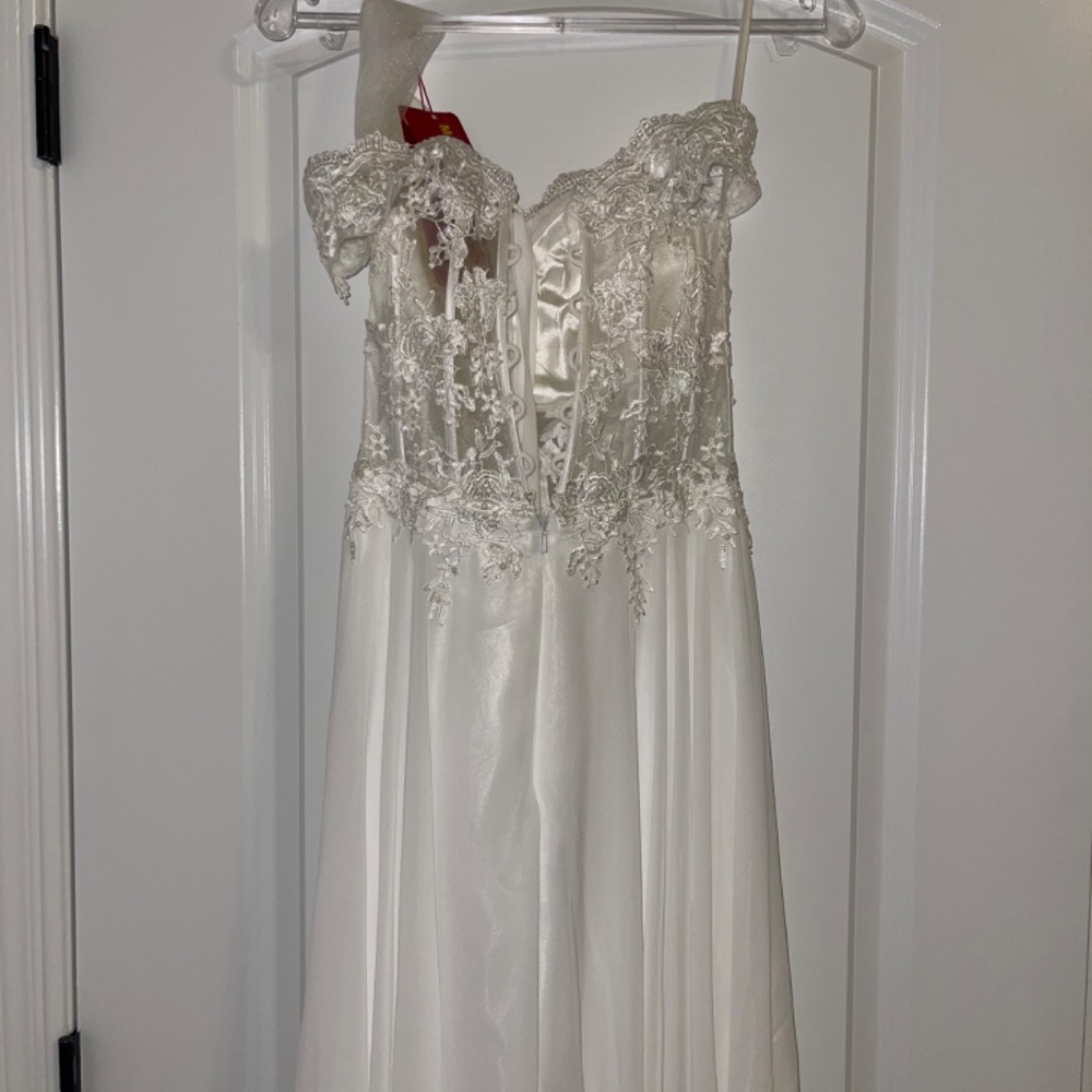 Dress - Picture 11 of 12